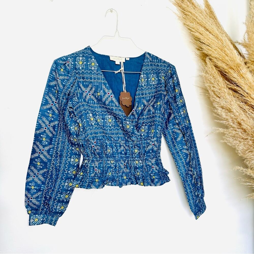 NEW ANTHROPOLOGIE FOREVER THAT GIRL Blue White Floral Smock VNeck Blouse Top XS - Picture 4 of 13